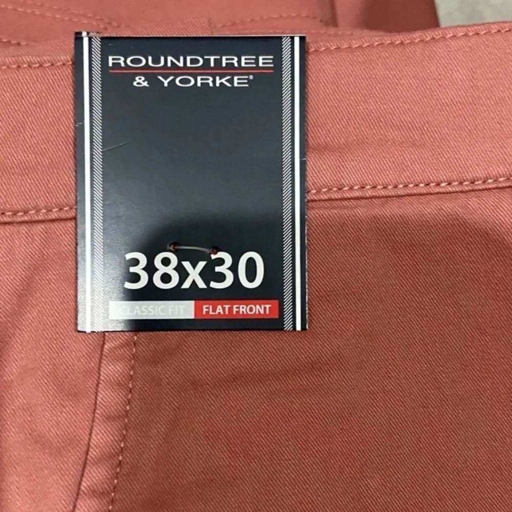 NWT Roundtree & Yorke Classic Fit Flat Front Pants Size 38x30 Salmon Pink Chino